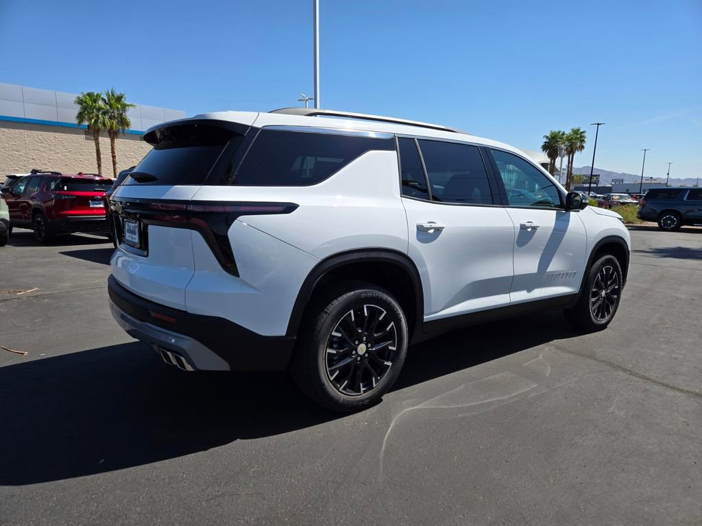 2026 Chevrolet Traverse photo 3