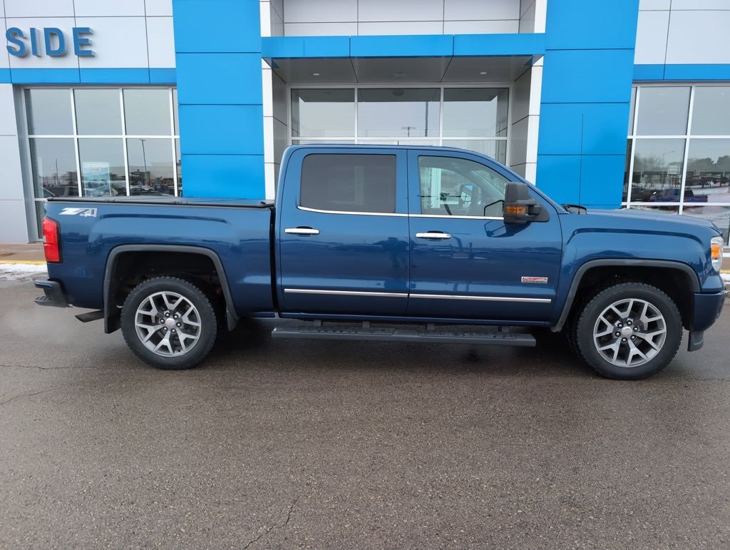 2015 GMC Sierra 1500 SLT's photo