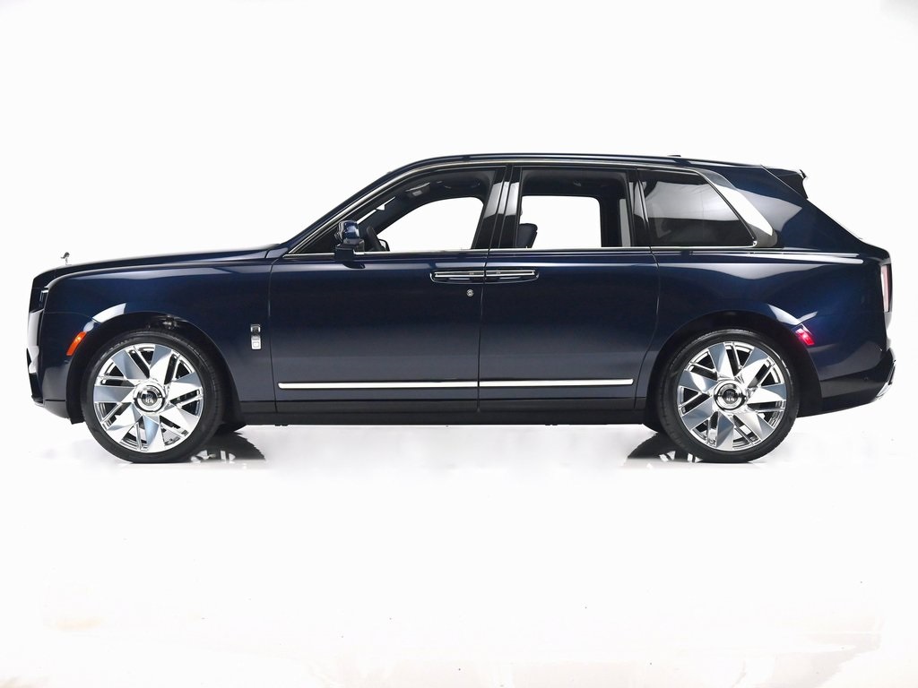 2025 Rolls Royce Cullinan RR photo 3