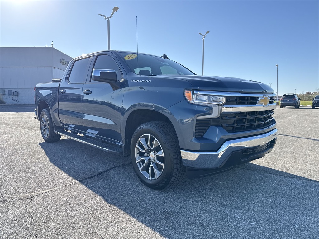 2024 Chevrolet Silverado 1500 LT photo 2