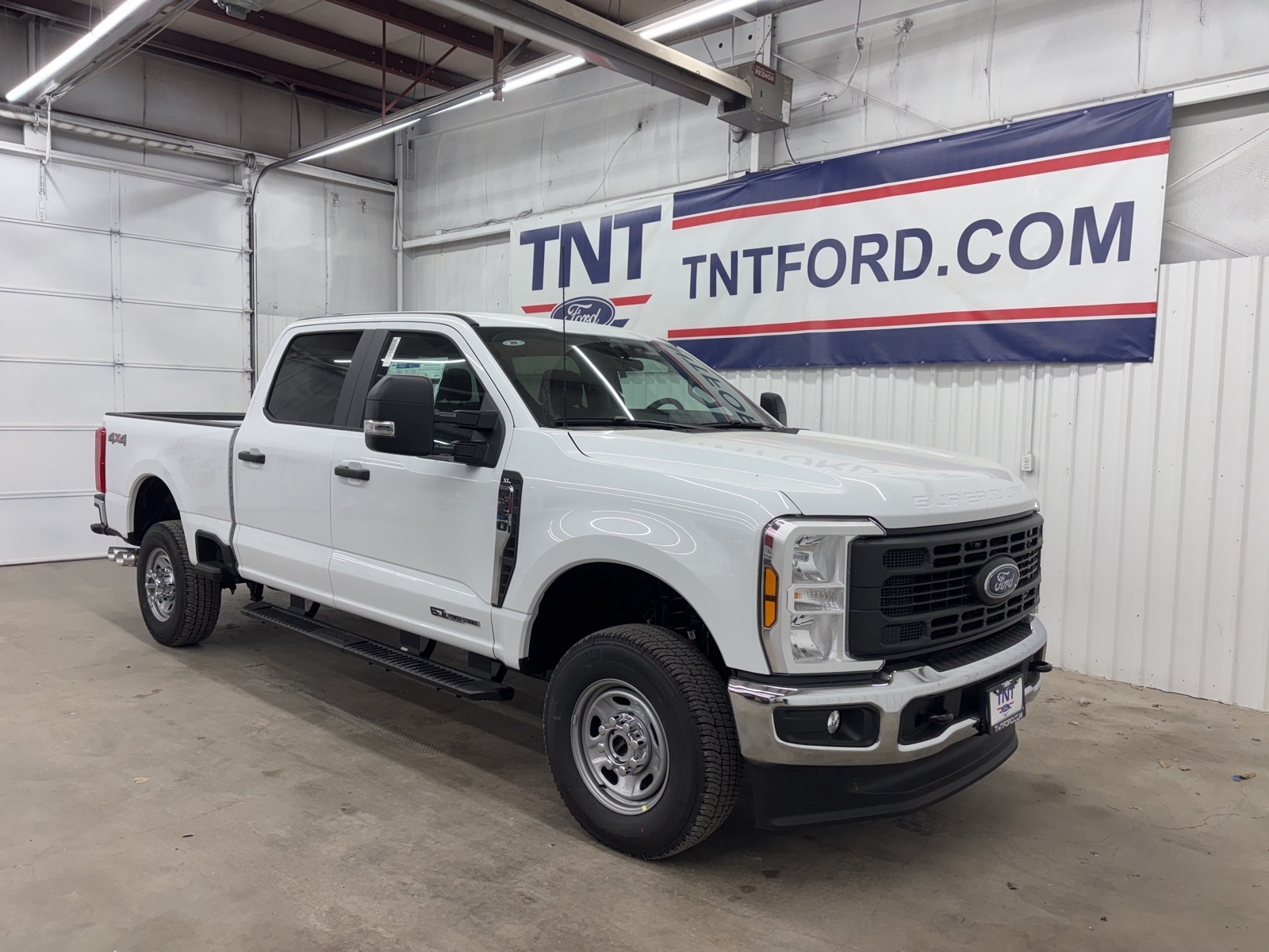 2026 Ford F-350 XL photo 2