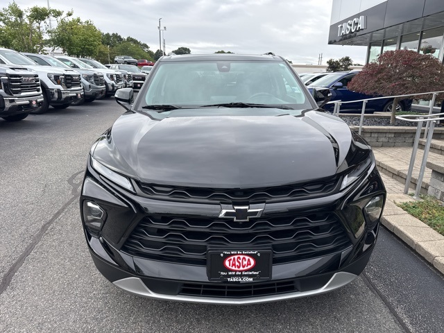 2023 Chevrolet Blazer 3LT photo 2