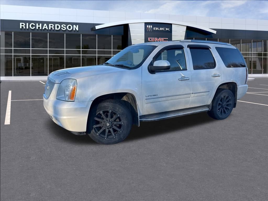 2011 GMC Yukon Denali's photo