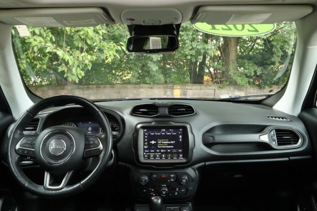 2021 Jeep Renegade Limited photo 3