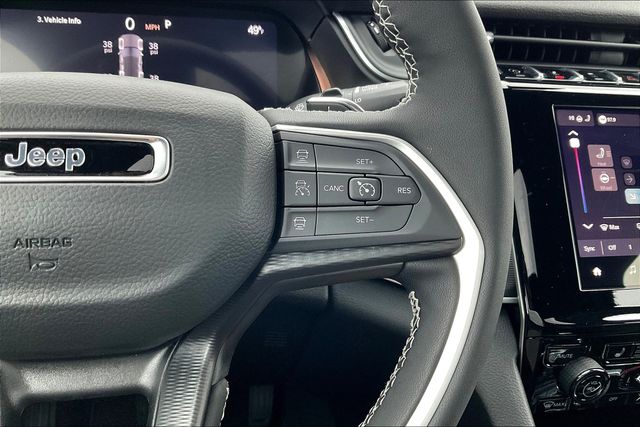 2025 Jeep Grand Cherokee Altitude X photo 15