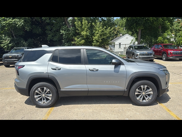 2026 Chevrolet Equinox LT photo 6