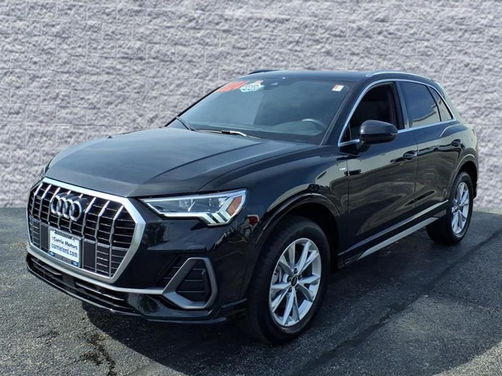 2024 Audi Q3 Premium S line photo 4