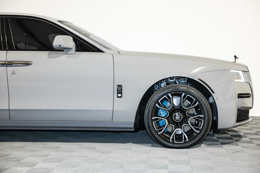 2022 Rolls Royce Ghost Black Badge photo 3