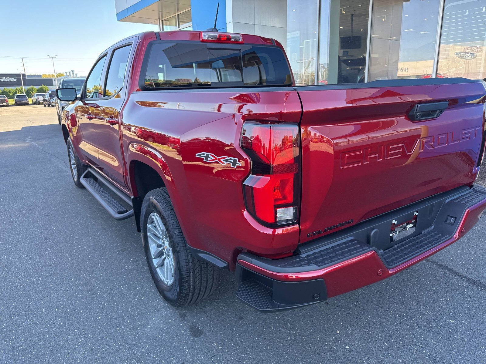 2026 Chevrolet Colorado LT photo 2