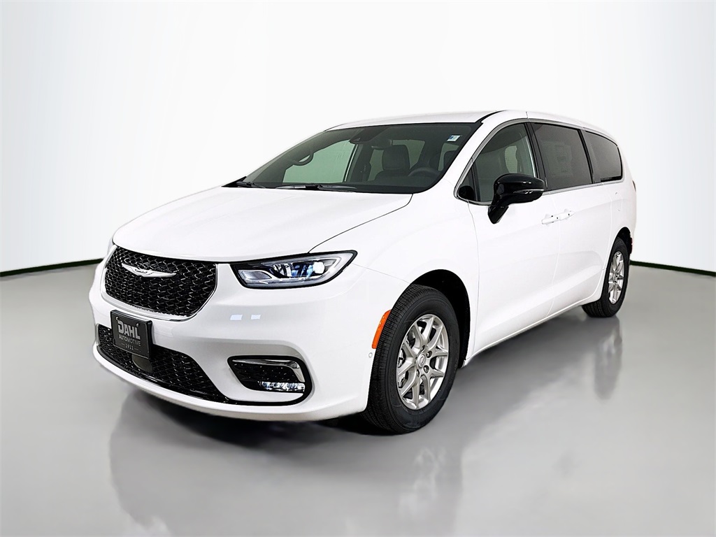 2025 Chrysler Pacifica photo 2