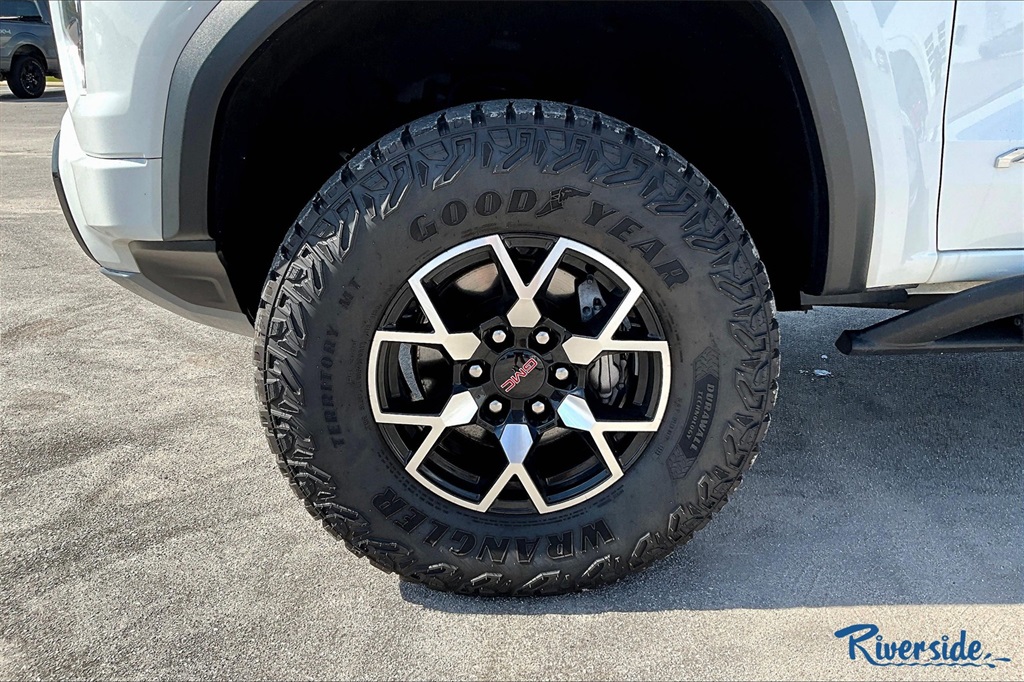 2023 Gmc Canyon AT4X photo 7