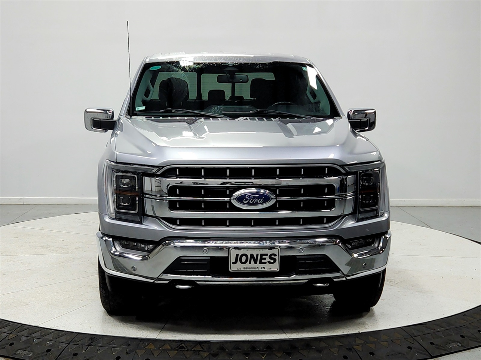 2023 Ford F-150 Lariat photo 2