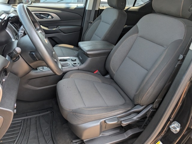 2018 Chevrolet Traverse LS photo 4