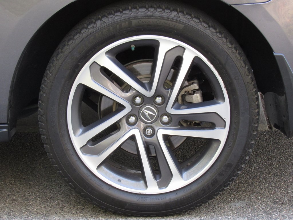 2018 Acura MDX SH-AWD Advance photo 36