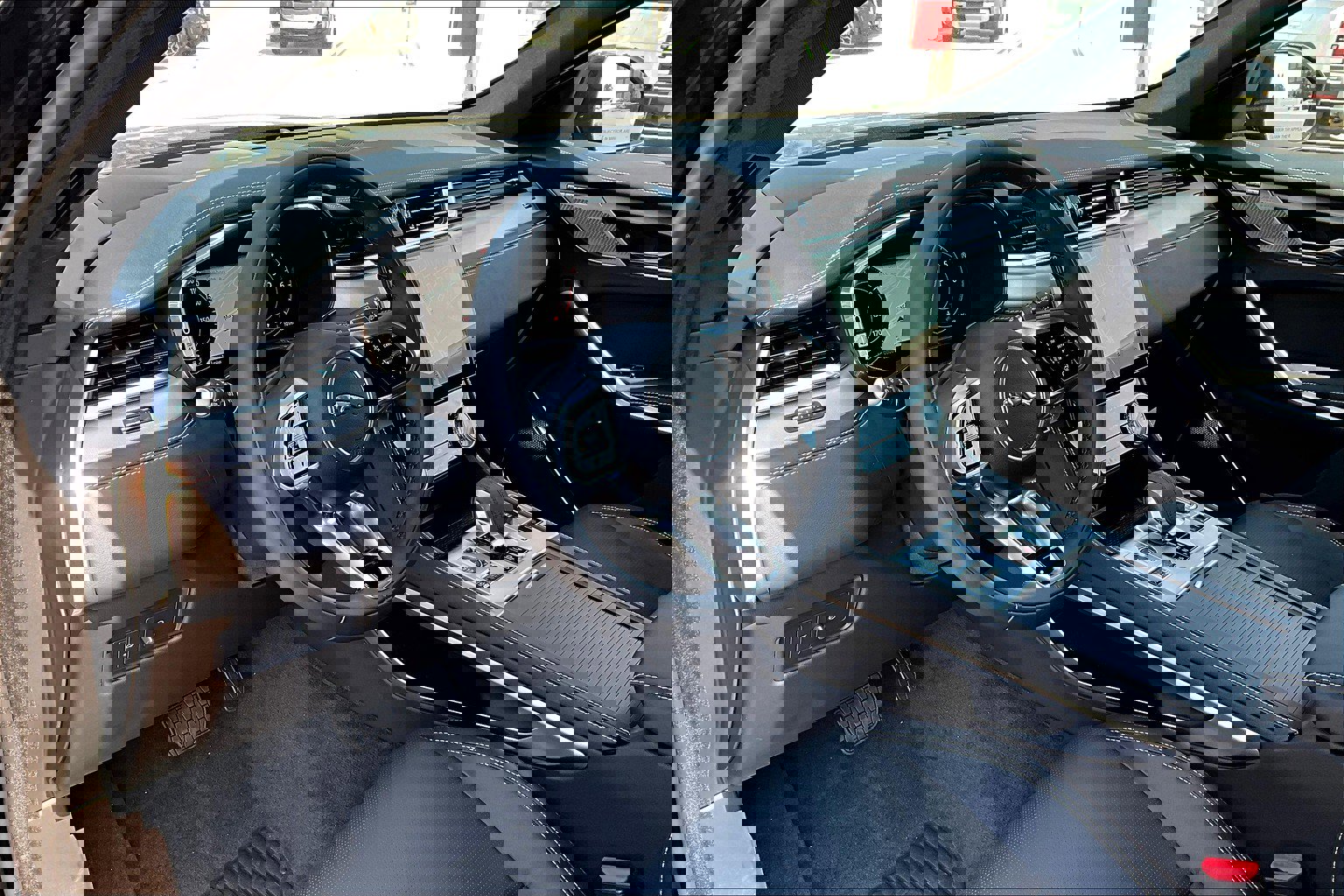 2026 Jaguar F-PACE P400 R-Dynamic S photo 5