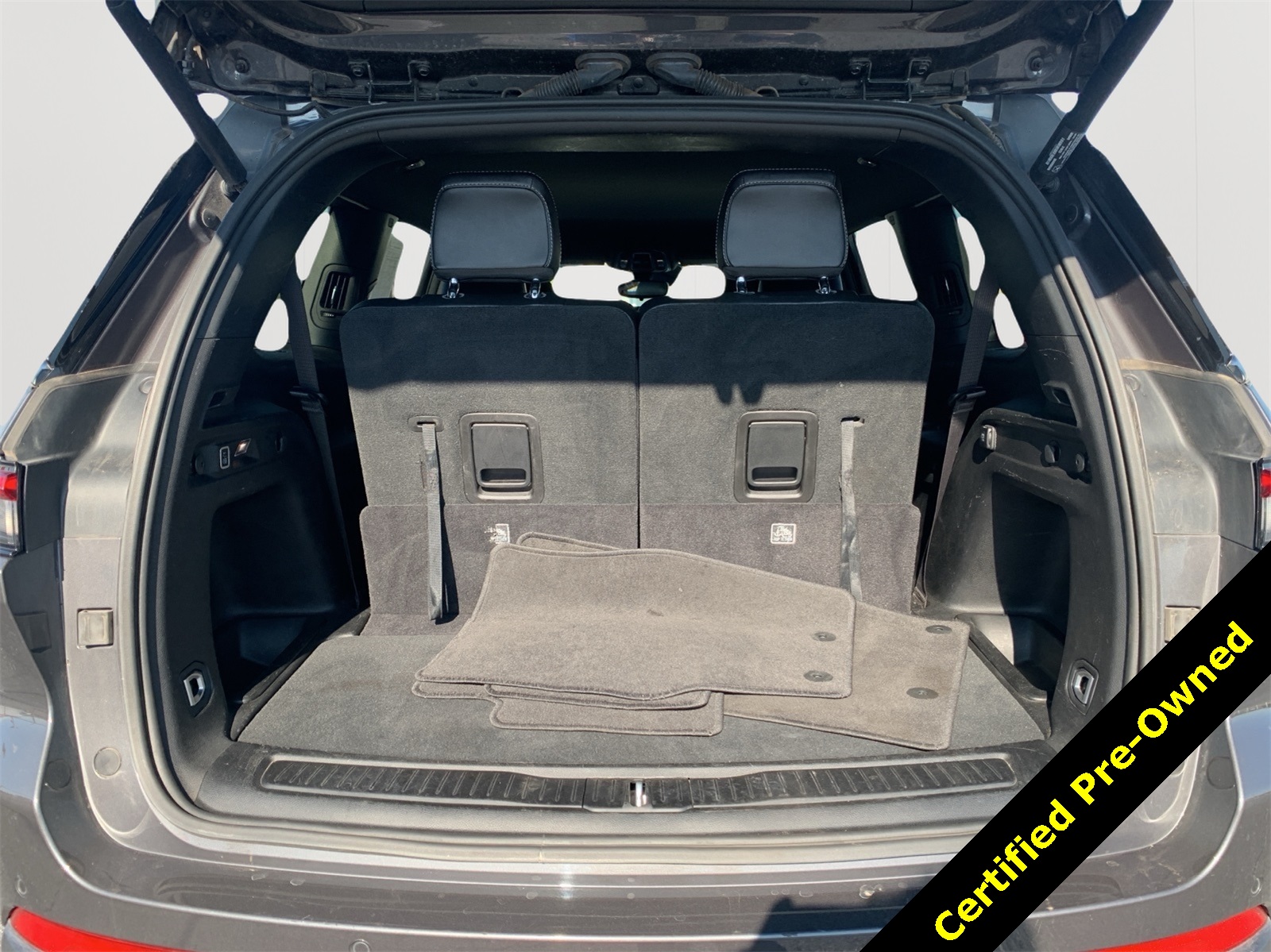 2024 Jeep Grand Cherokee Altitude photo 28