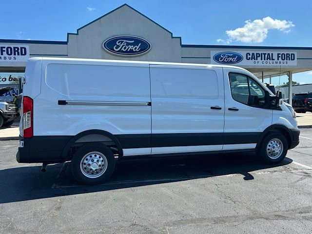 2025 Ford Transit photo 5