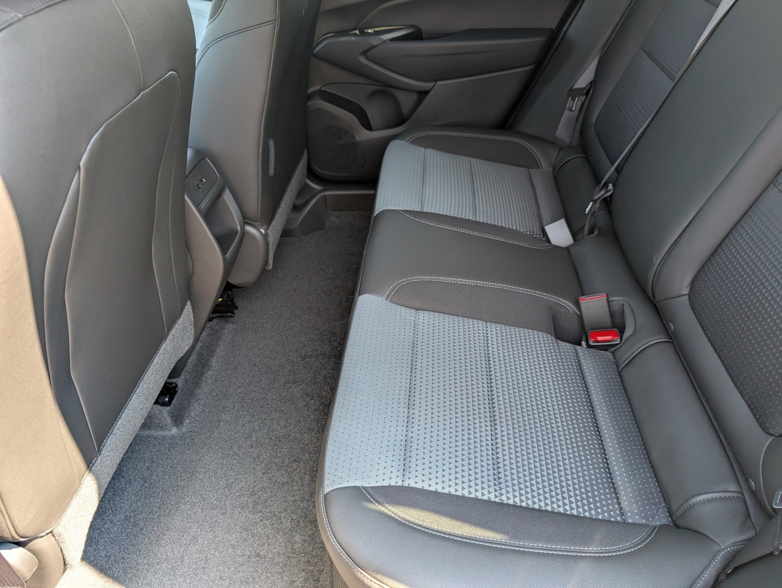 2026 Chevrolet Trax LT photo 7