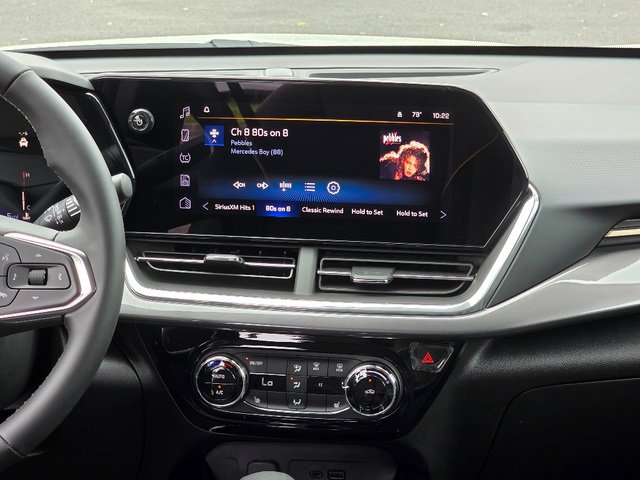 2025 Chevrolet Trax ACTIV photo 3