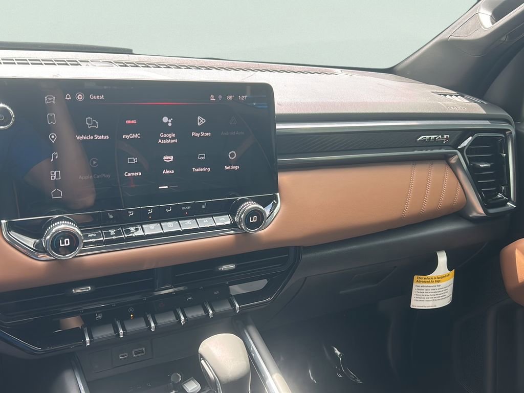 2025 Gmc Canyon AT4 photo 18