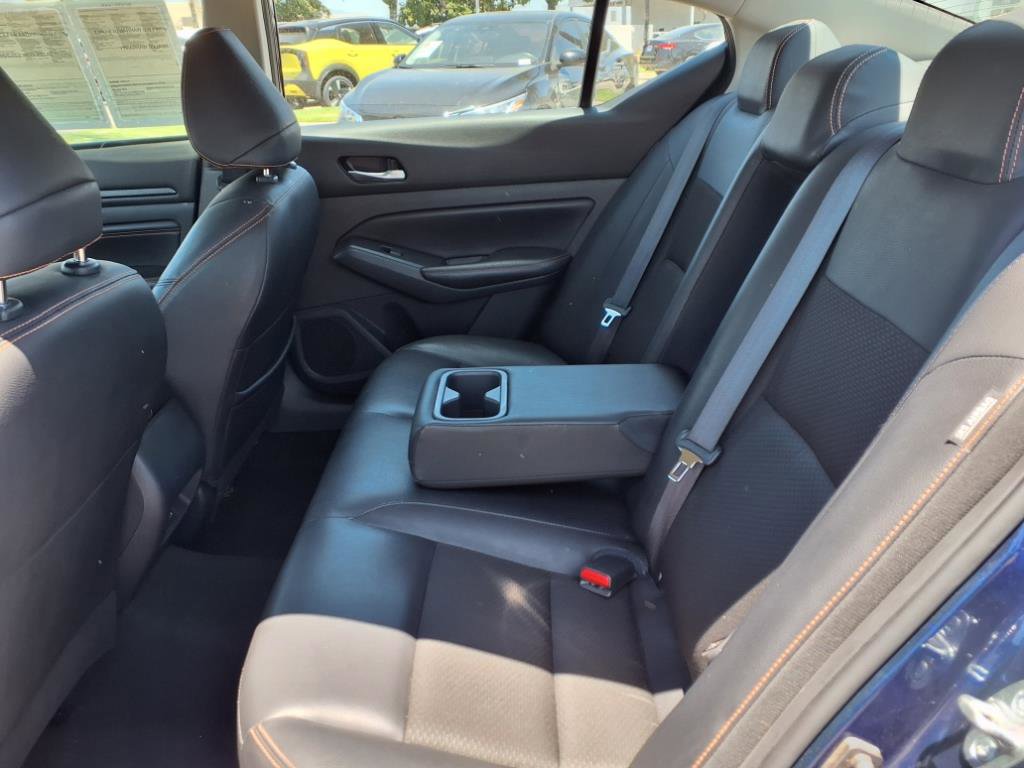 2022 Nissan Altima 2.5 SR photo 21