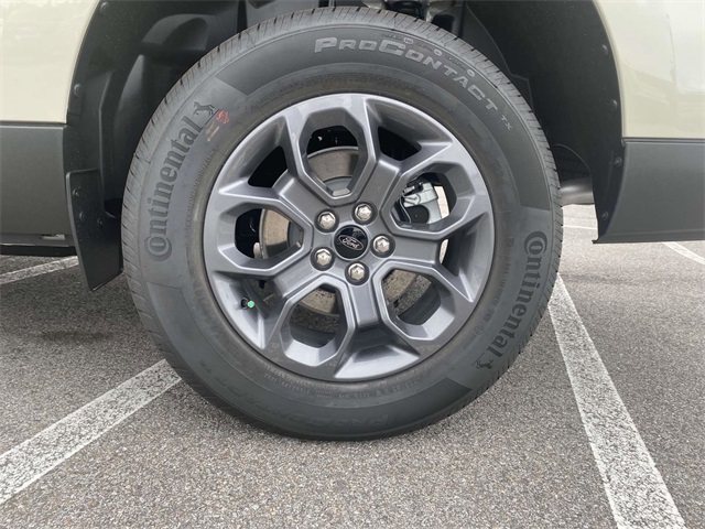 2025 Ford Maverick XLT photo 3
