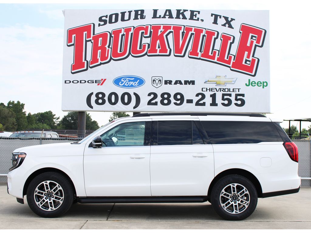 2025 Ford Expedition Active's photo