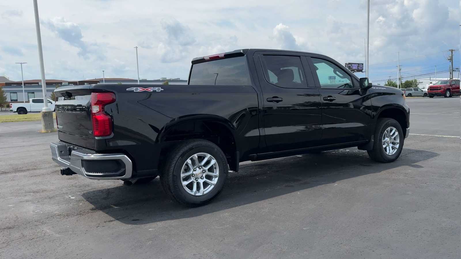 2026 Chevrolet Silverado 1500 LT photo 7