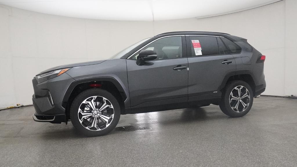 2025 Toyota RAV4 Hybrid XSE photo 8