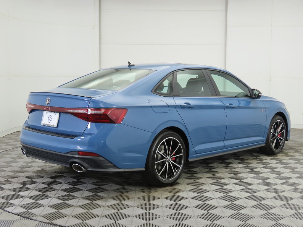 2026 Volkswagen Jetta GLI 2.0T Autobahn photo 5