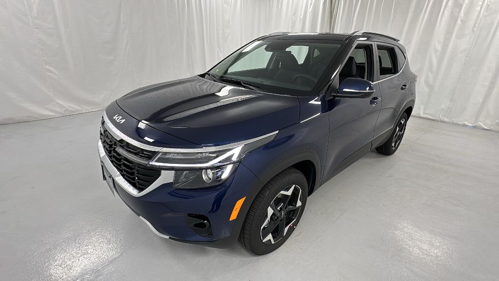 2026 Kia Seltos EX photo 7