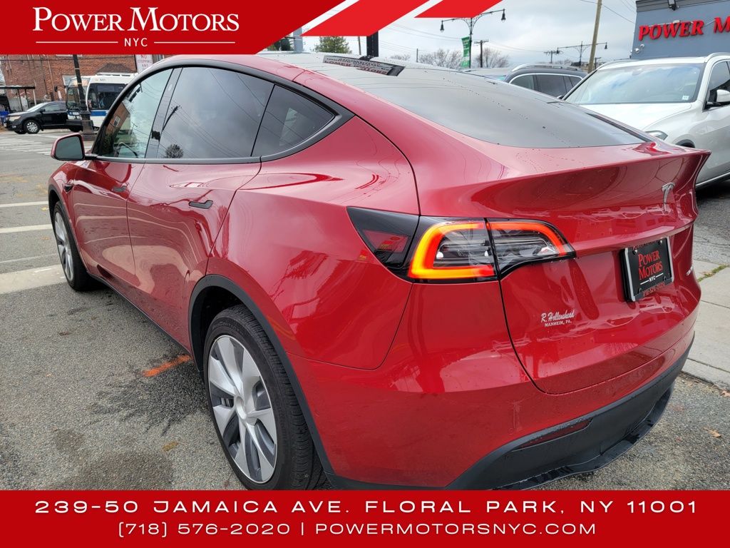 2022 Tesla Model Y Long Range photo 4