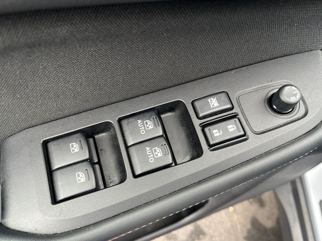 2019 Subaru Outback 2.5i Premium photo 4