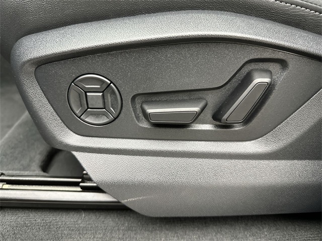 2025 Audi Q7 55 Premium photo 4