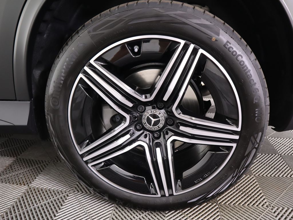 2026 Mercedes Benz GLC 300 4MATIC photo 32