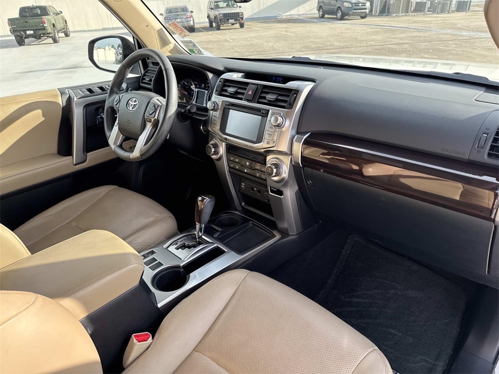2019 Toyota 4Runner Limited photo 12