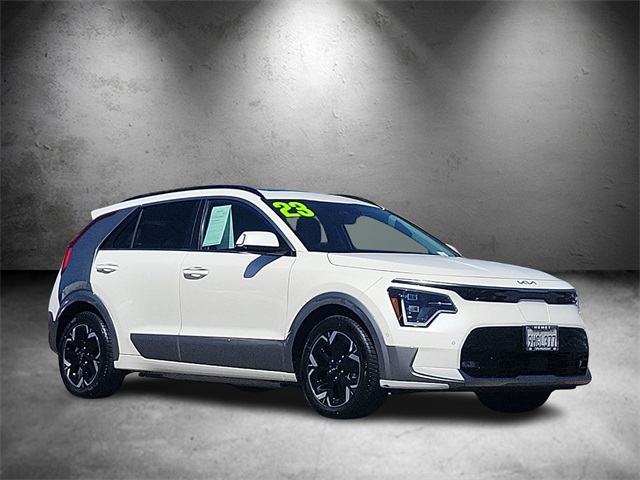 Used 2023 Kia Niro Wave with VIN KNDCT3L1XP5042246 for sale in Hemet, CA
