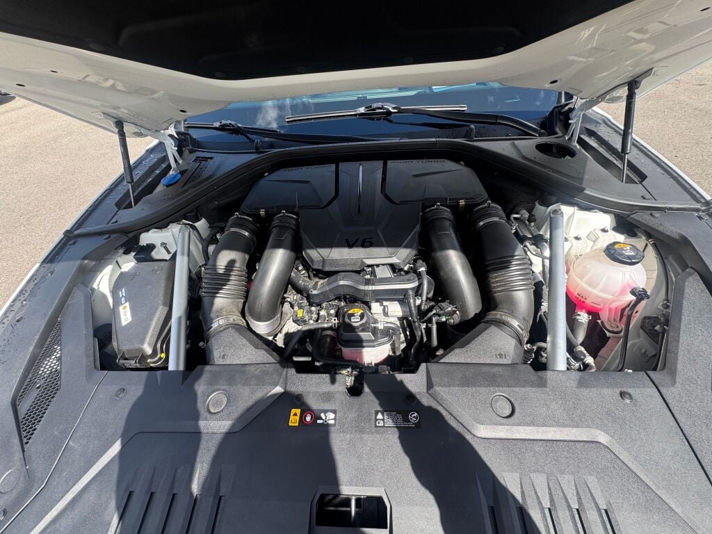 2024 Genesis GV70 3.5T Sport photo 22