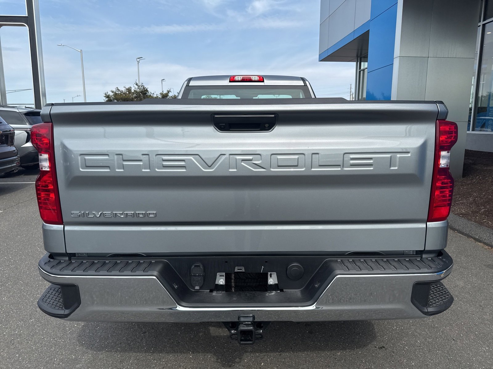 2025 Chevrolet Silverado 1500 photo 4