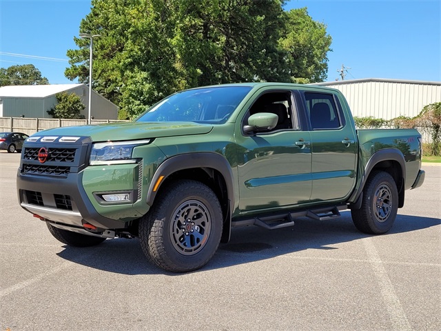 2026 Nissan Frontier Crew Cab PRO-4X photo 4