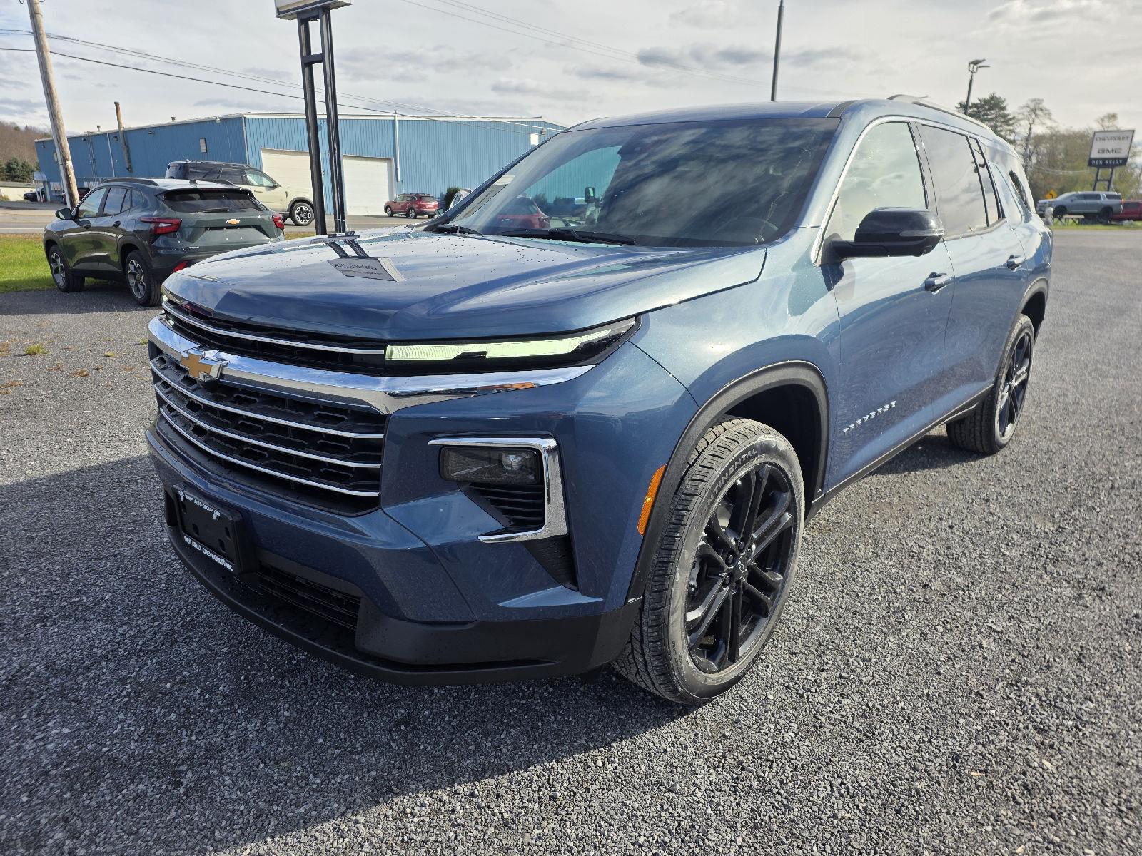 2026 Chevrolet Traverse LT's photo