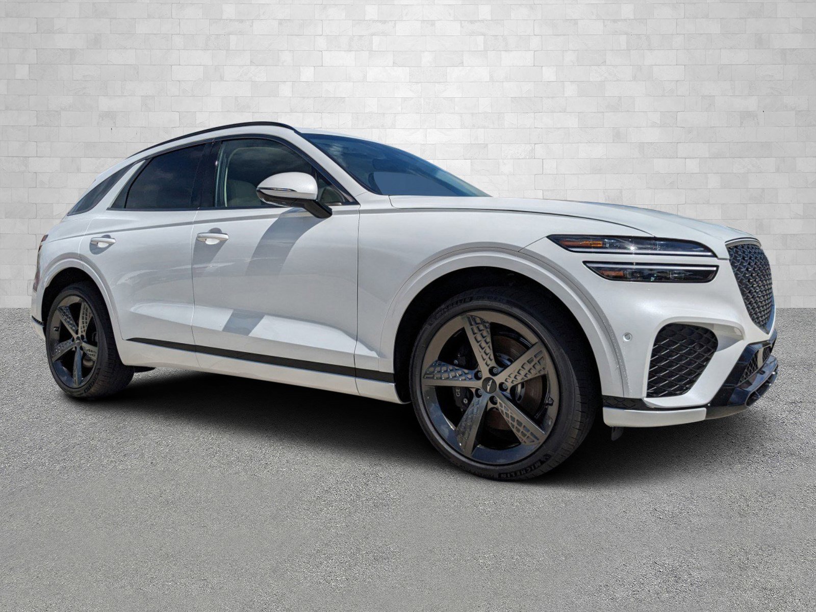 2025 GENESIS GV70 Sport's photo