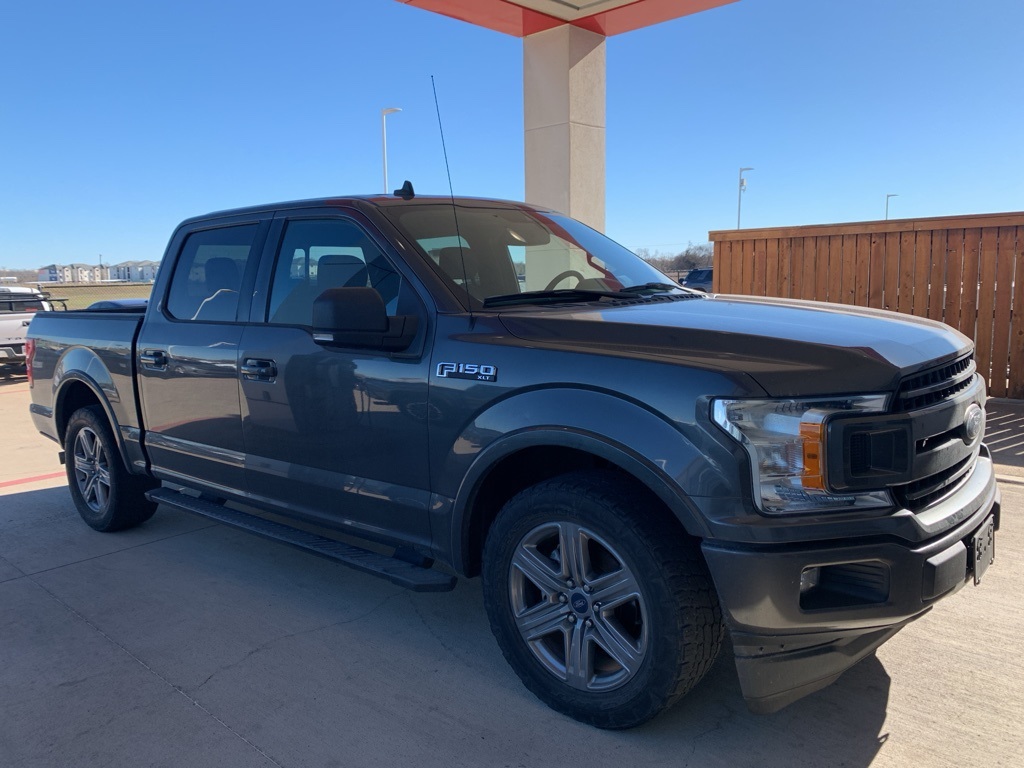 2019 Ford F-150 XLT's photo