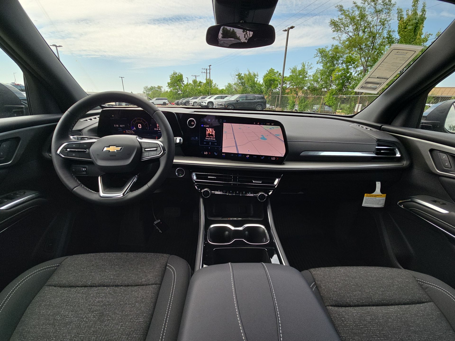 2025 Chevrolet Traverse photo 32