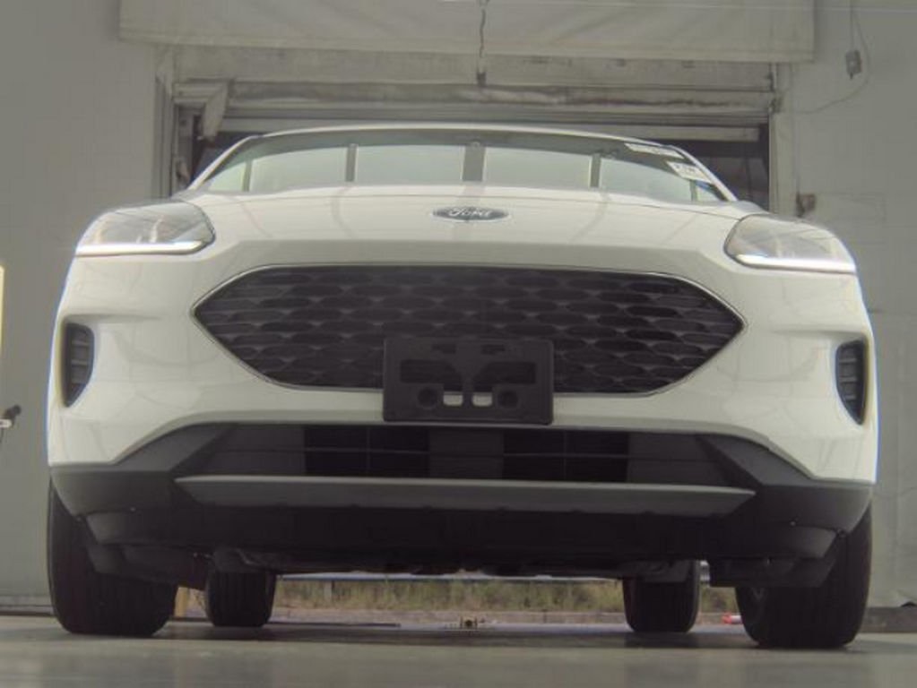 2022 Ford Escape SE photo 3