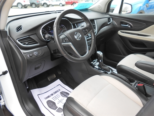 2021 Buick Encore Preferred photo 3