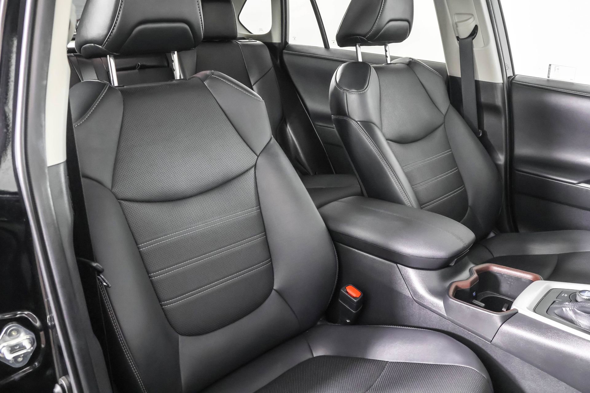 2022 Toyota RAV4 Hybrid Limited photo 33