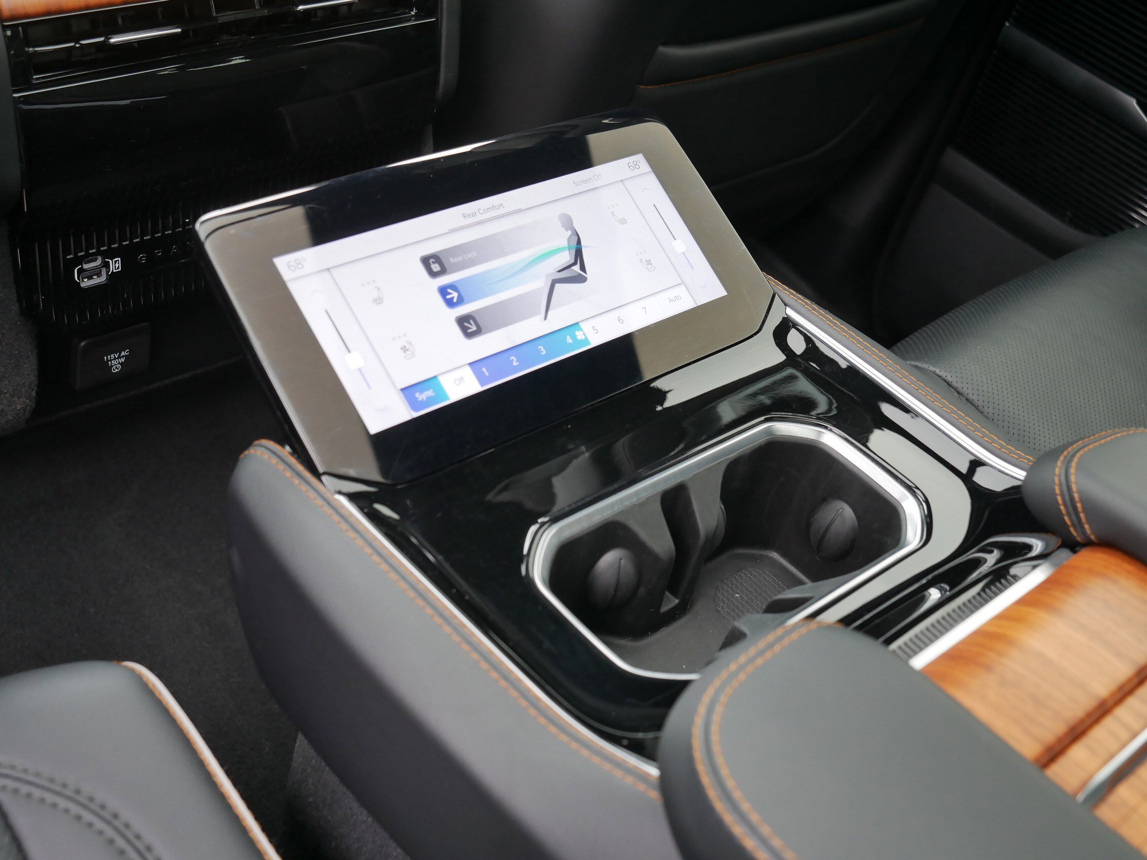 2024 Jeep Grand Wagoneer L III photo 36