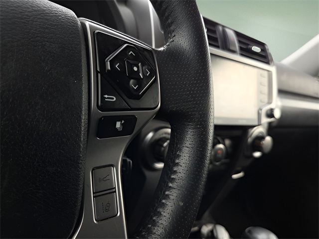 2022 Toyota 4Runner SR5 Trail photo 22