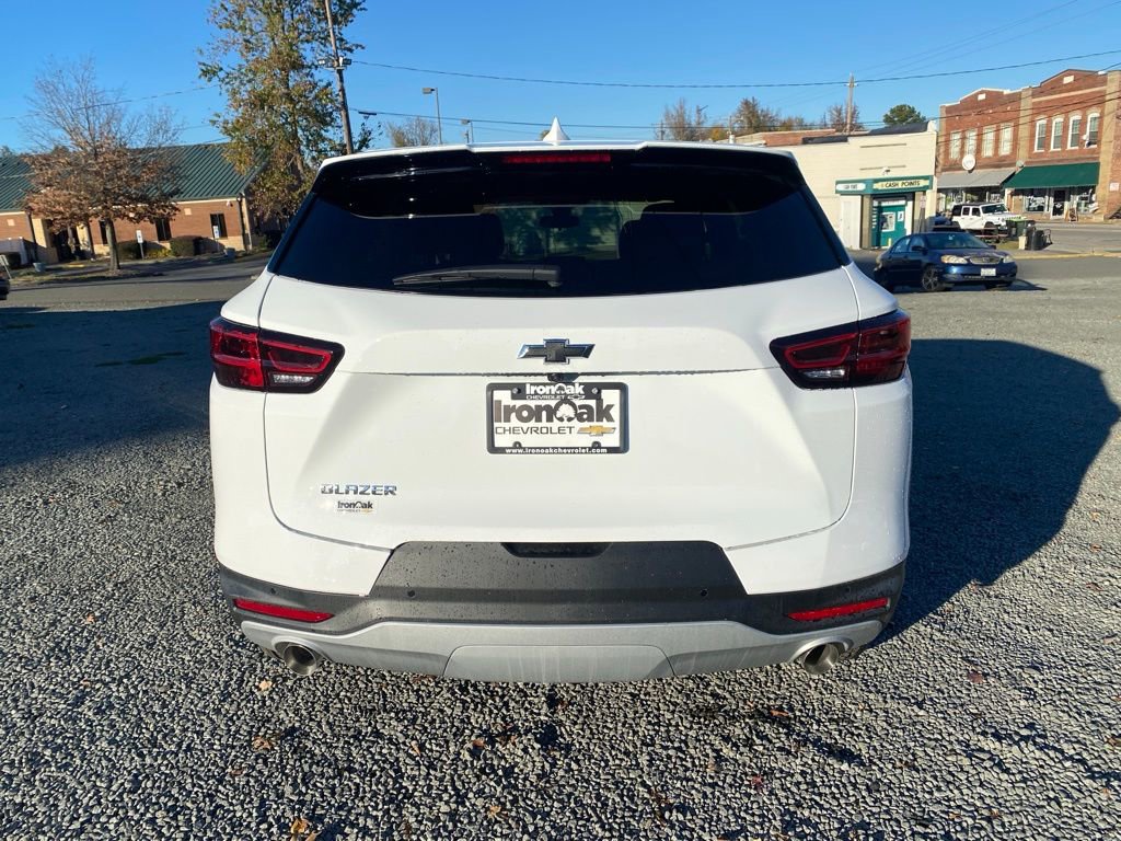 2025 Chevrolet Blazer 2LT photo 3